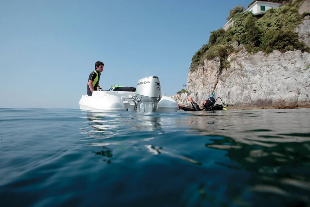 Honda Motors BF30 on the water