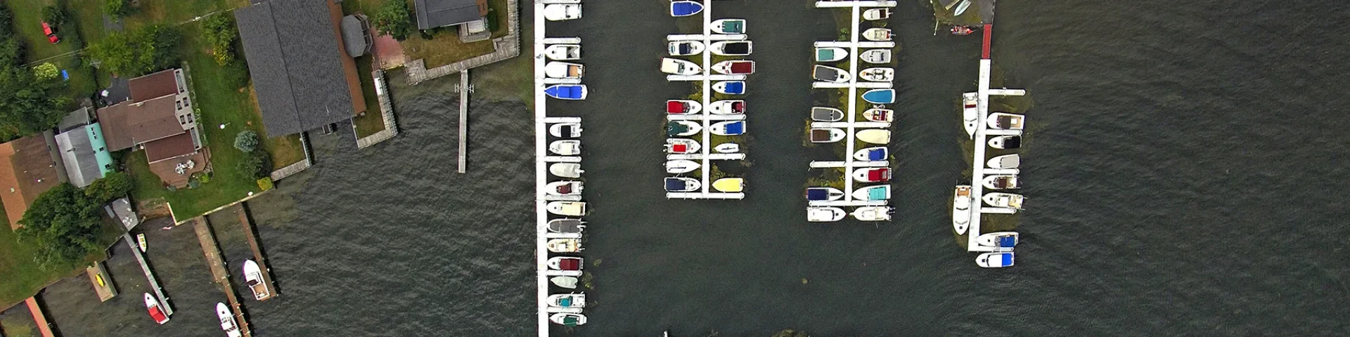 Martin's Tidesides Marine dockage