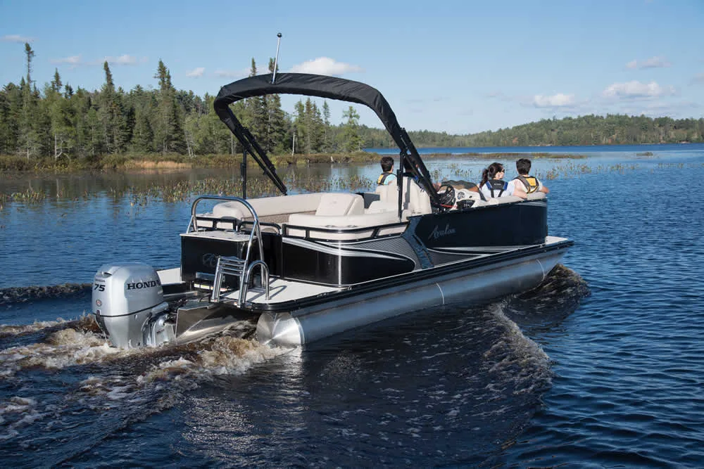 Honda Motors BF75 on the water