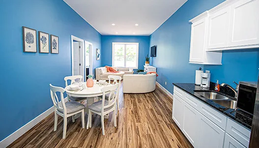 UNIT 3 – 3 BEDROOMS waterfront rental